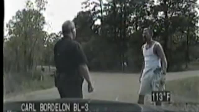 Prisoner Escapee Convinces Cop that he is Actually a Jogger