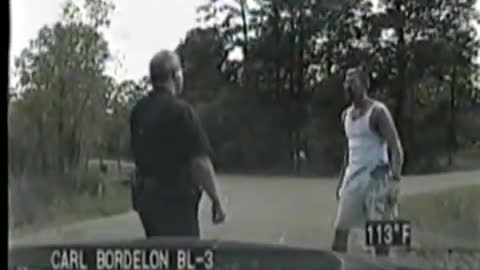 Prisoner Escapee Convinces Cop that he is Actually a Jogger