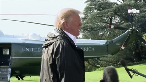 Donald Trump llegó a Carolina del Norte tras el paso del huracán Florence