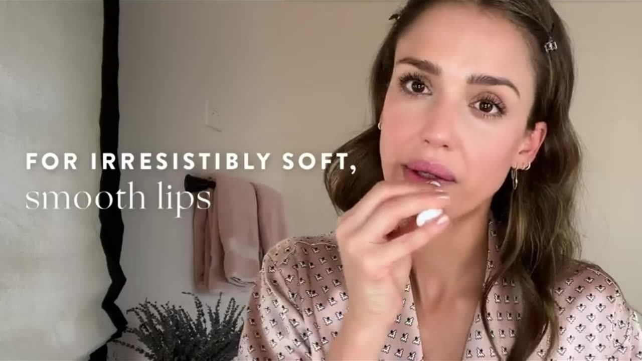 Honest Beauty Tinted Lip Balm | Antioxidant-rich Acai Extracts + Avocado Oil