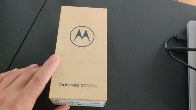 Motorola Edge 30 Ultra UNBOXING!