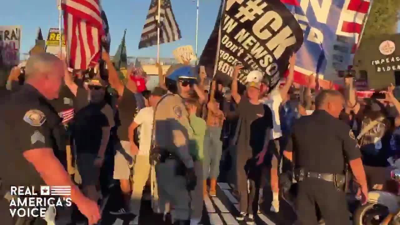 BIDEN GETTING THE WELCOME IN LONG BEACH, CA HE DESERVES