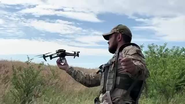 BOMBARDIER DRONE HUNTING ORC 🎁 💣💥