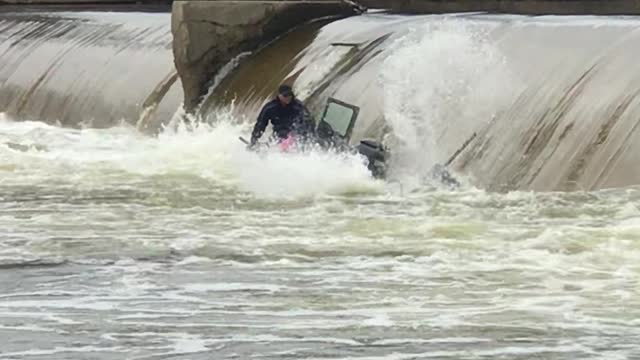 Lucky Men Survive Being Capsized