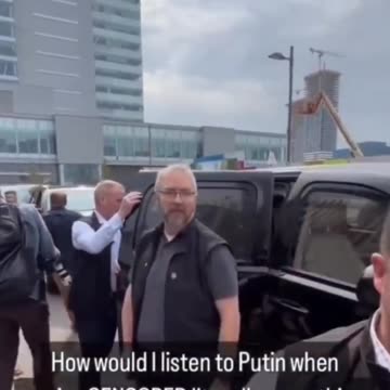 PM Trudeau Confronted: You Fuxxed Up Canada