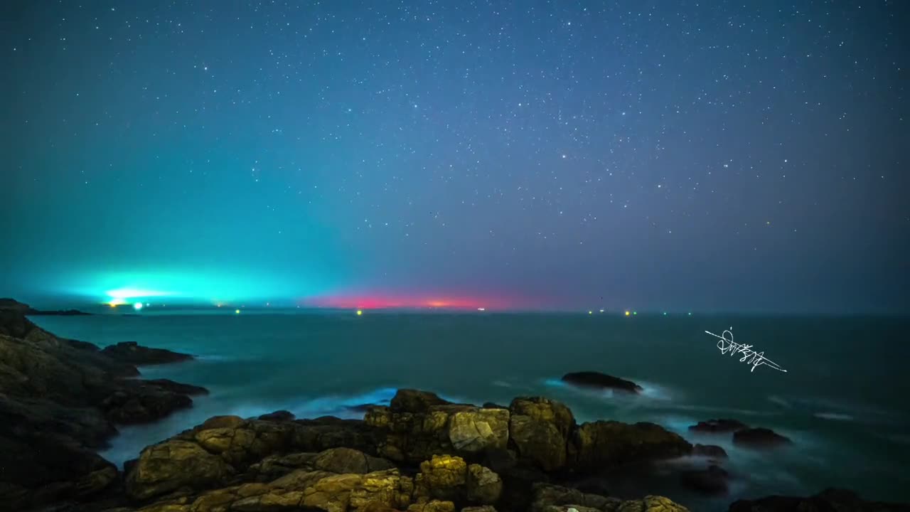 Be sure to see the starry sky and blue sand with someone you like