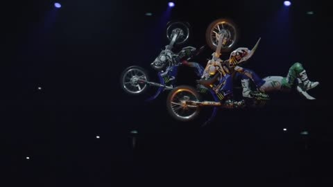 The Most Thrilling Cross Motorcycle Racing