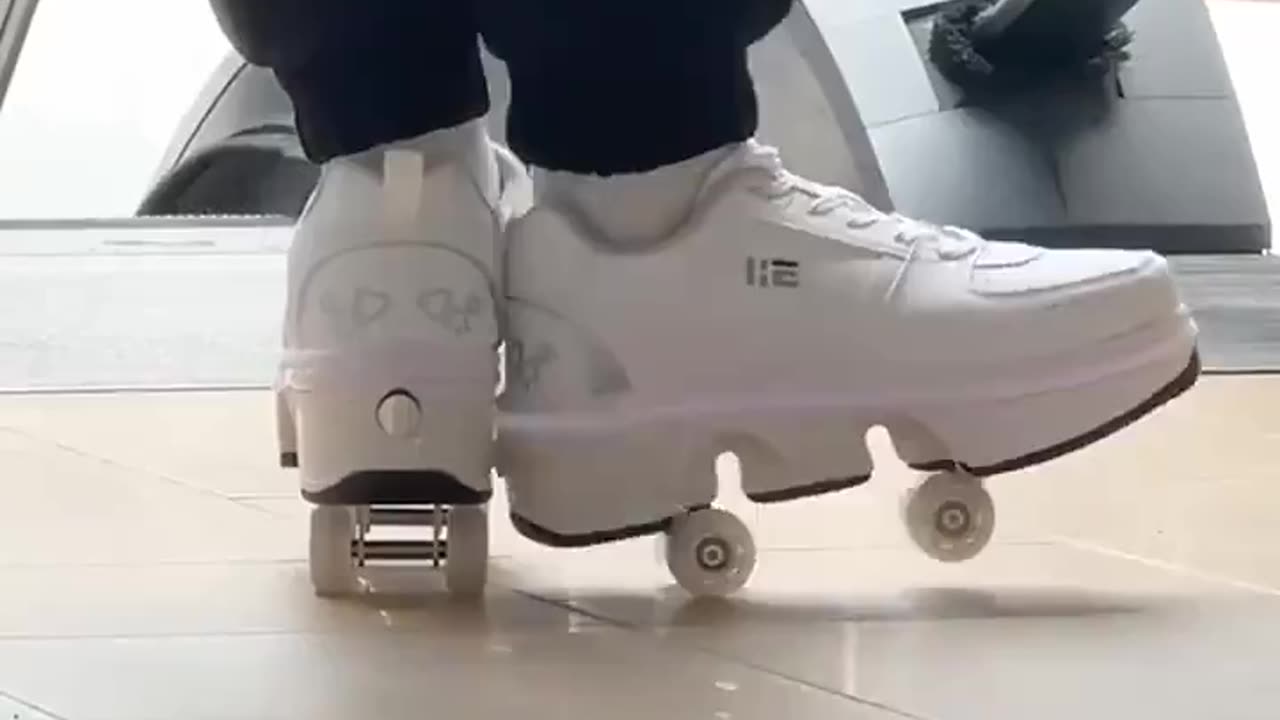 Сonvertible shoes-skates