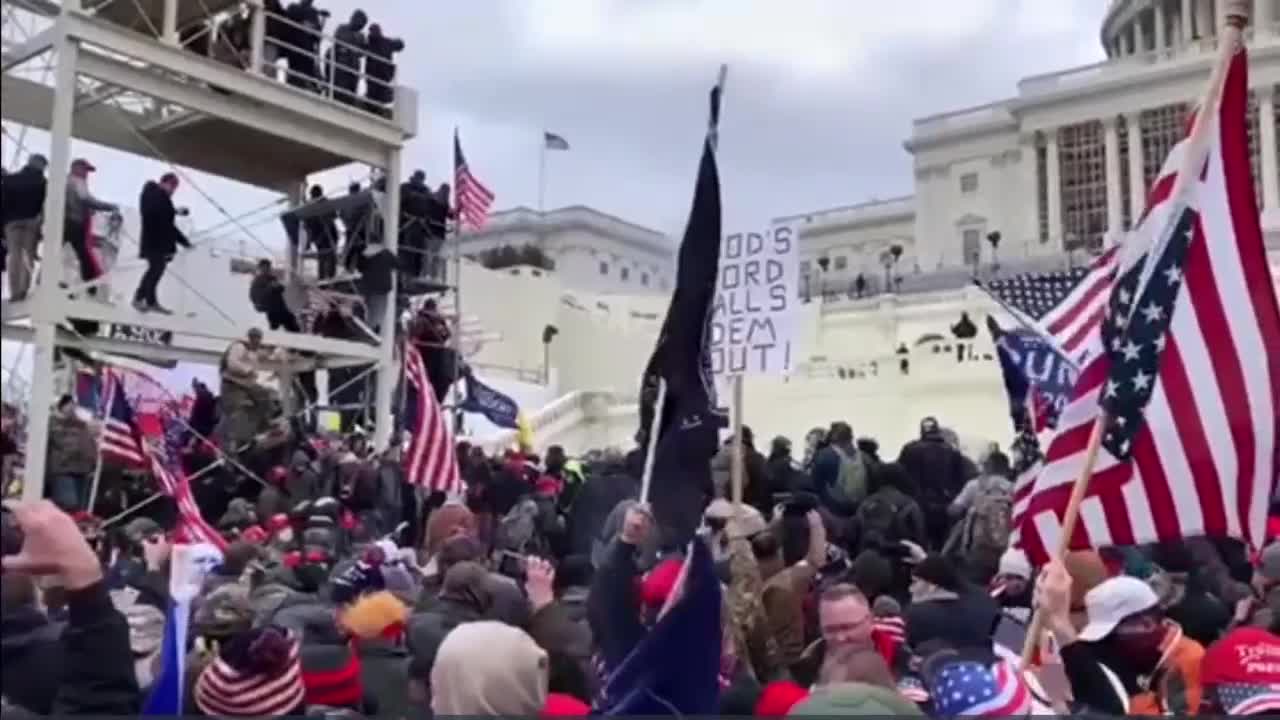 Capitol Police throwing flashbangs into the crowd on Jan 6