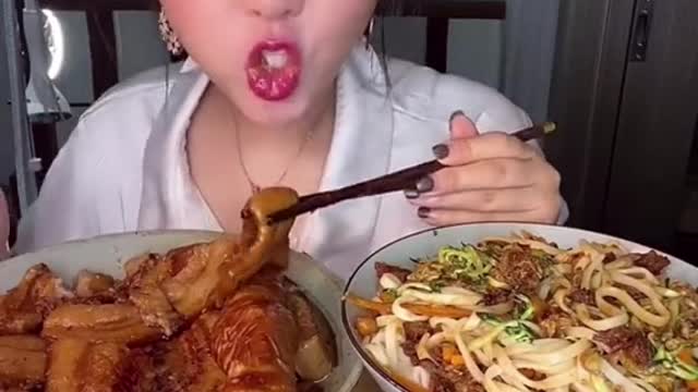 ASMR Mukbang Eating Show, ASMR Noodle Soup Eating Girls (2)