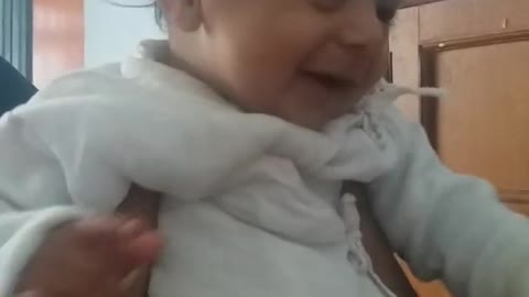 Baby reaction 2