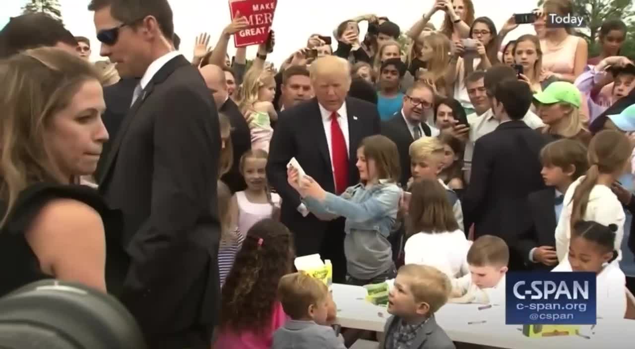 2017 White House Easter Egg Roll 🥰)