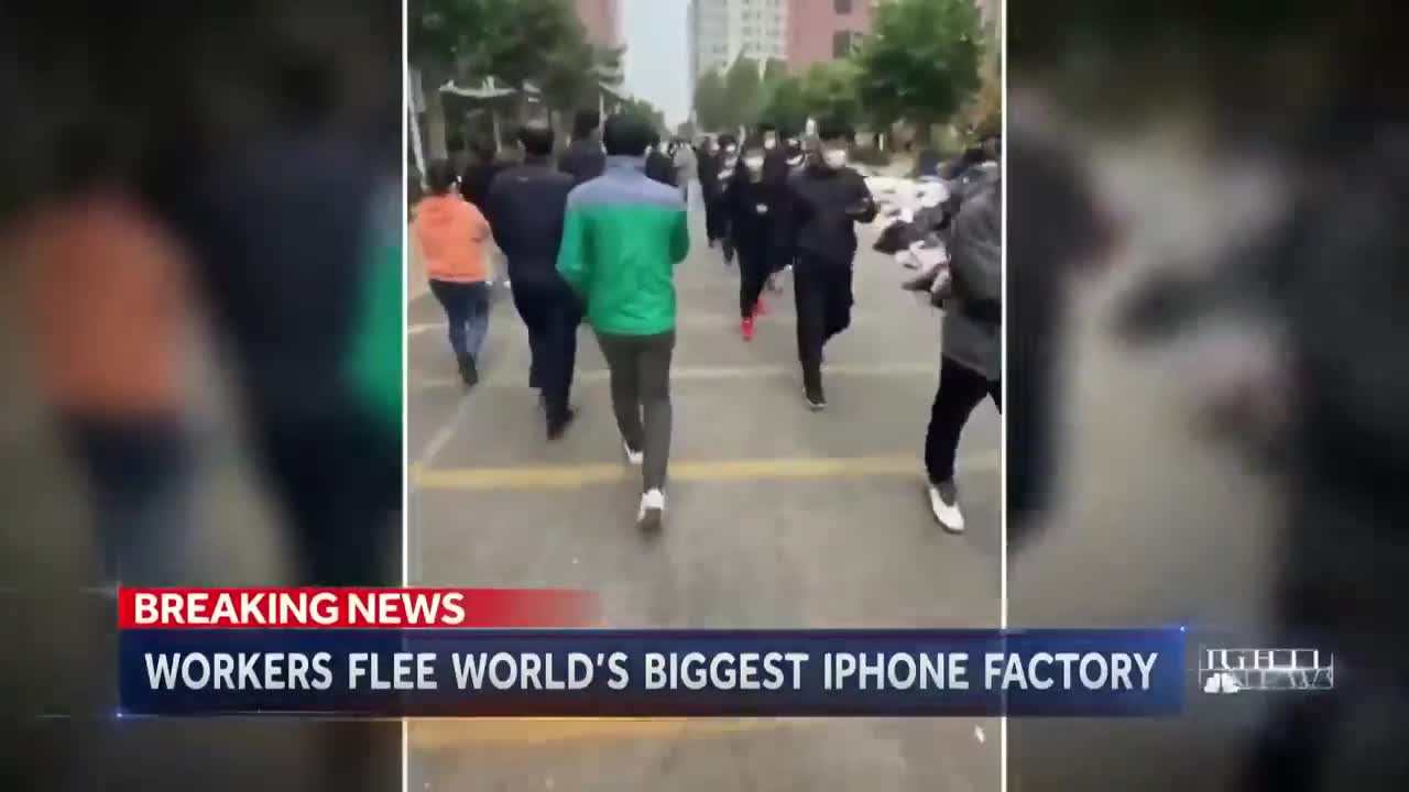 Workers Flee From World’s Largest iPhone Factory_1