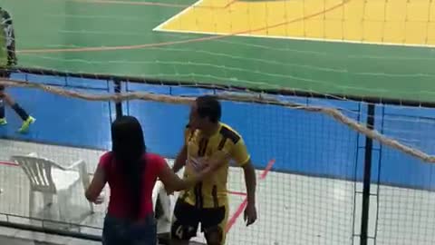 Fight on a sports court in Brazil part 2