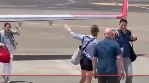 Tyrant Trudeau Exits Private Plane MASKLESS In Blatant Show Of Hypocrisy