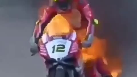 Bike On Fire Rider Burnt Alive !!!