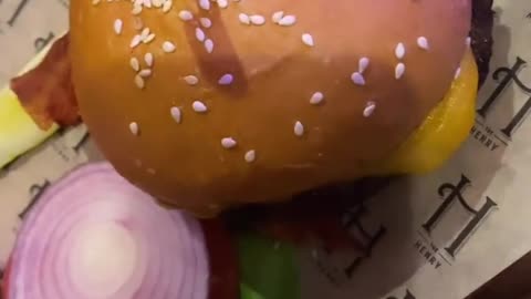 Delicious hamburger. Delicious to eat