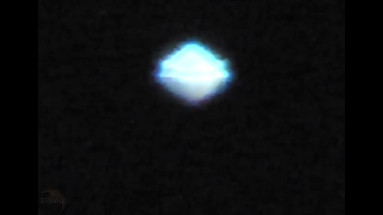 Amazing UFO captured in Chiclayo Peru 02-27-2017