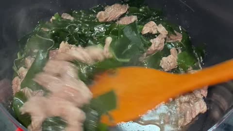 Korean soup with beef and seaweed