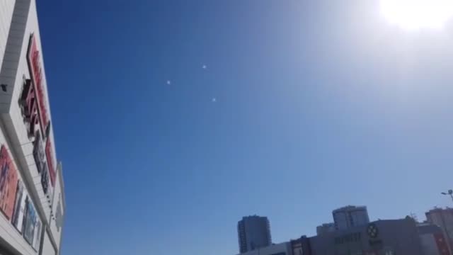 Russians Film Eerie Triangular UFO Above Shopping Centre