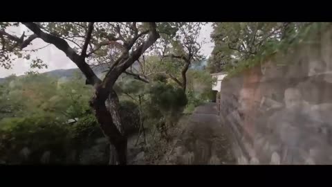 Filme Duas Coroas - a história de São Maximiliano Kolbe (dublado)