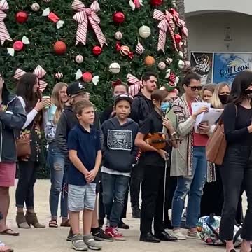 Sinfonia Destin Christmas performance entertainment