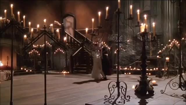 Dracula_and_Mina_dancing_scenes_-__Dracula__Dead_and_Loving_It_(360p).mp4