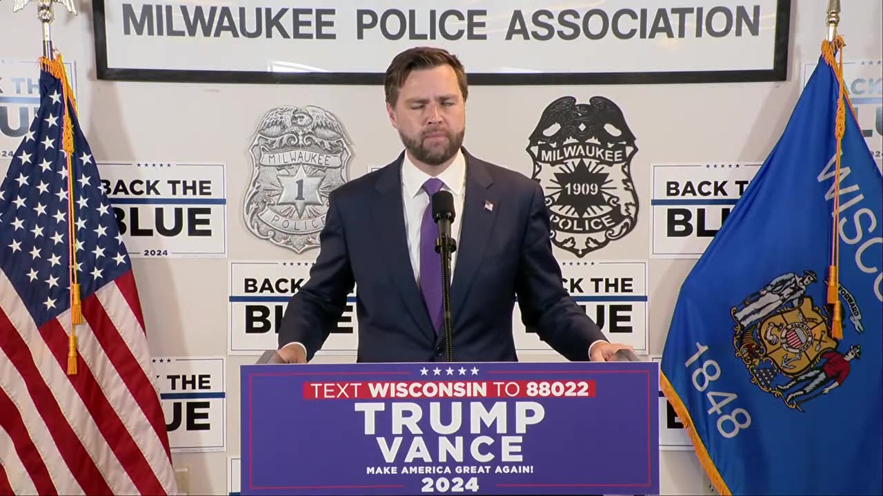 JD Vance speaks to the Milwaukee Police Association