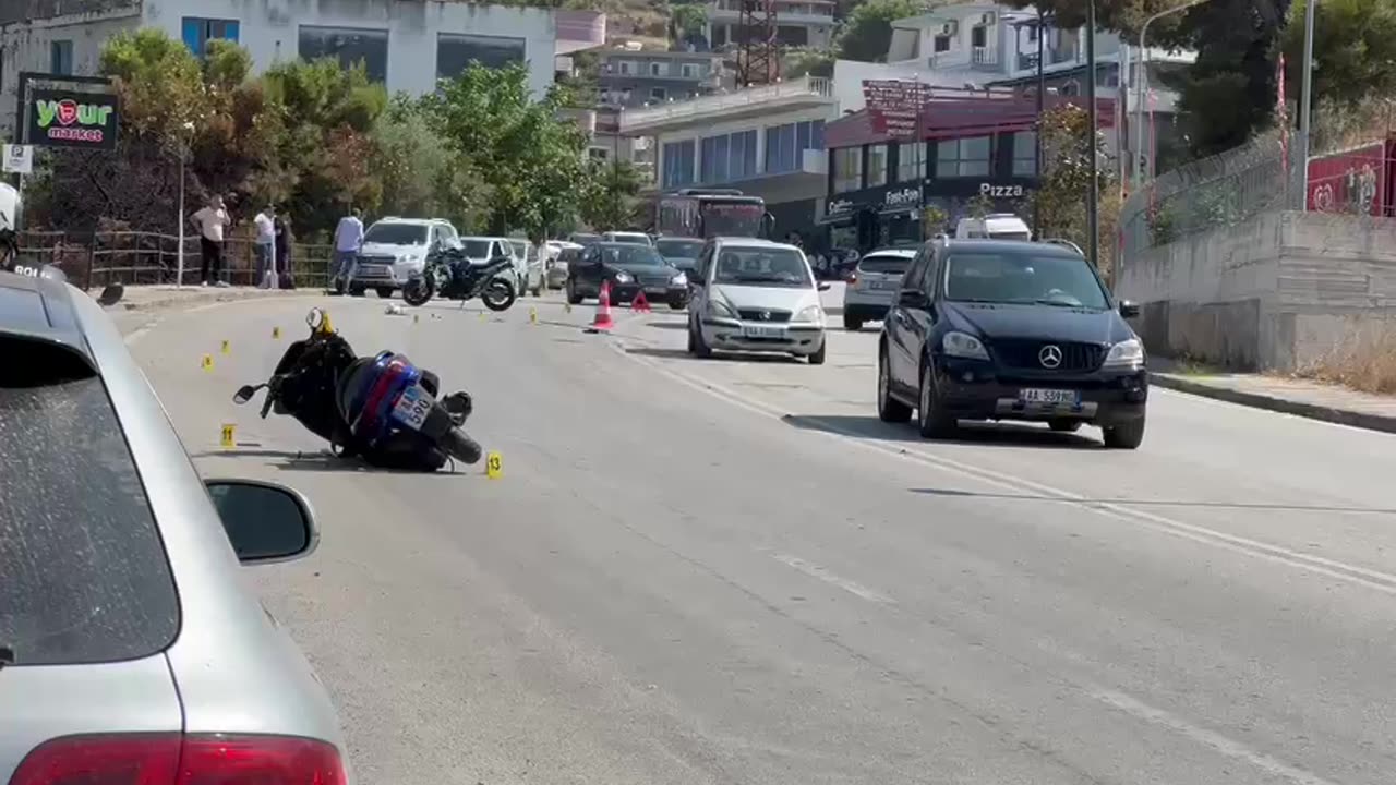 Aksident tragjik në Sarandë, makina përplas motorin, vdes drejtuesi