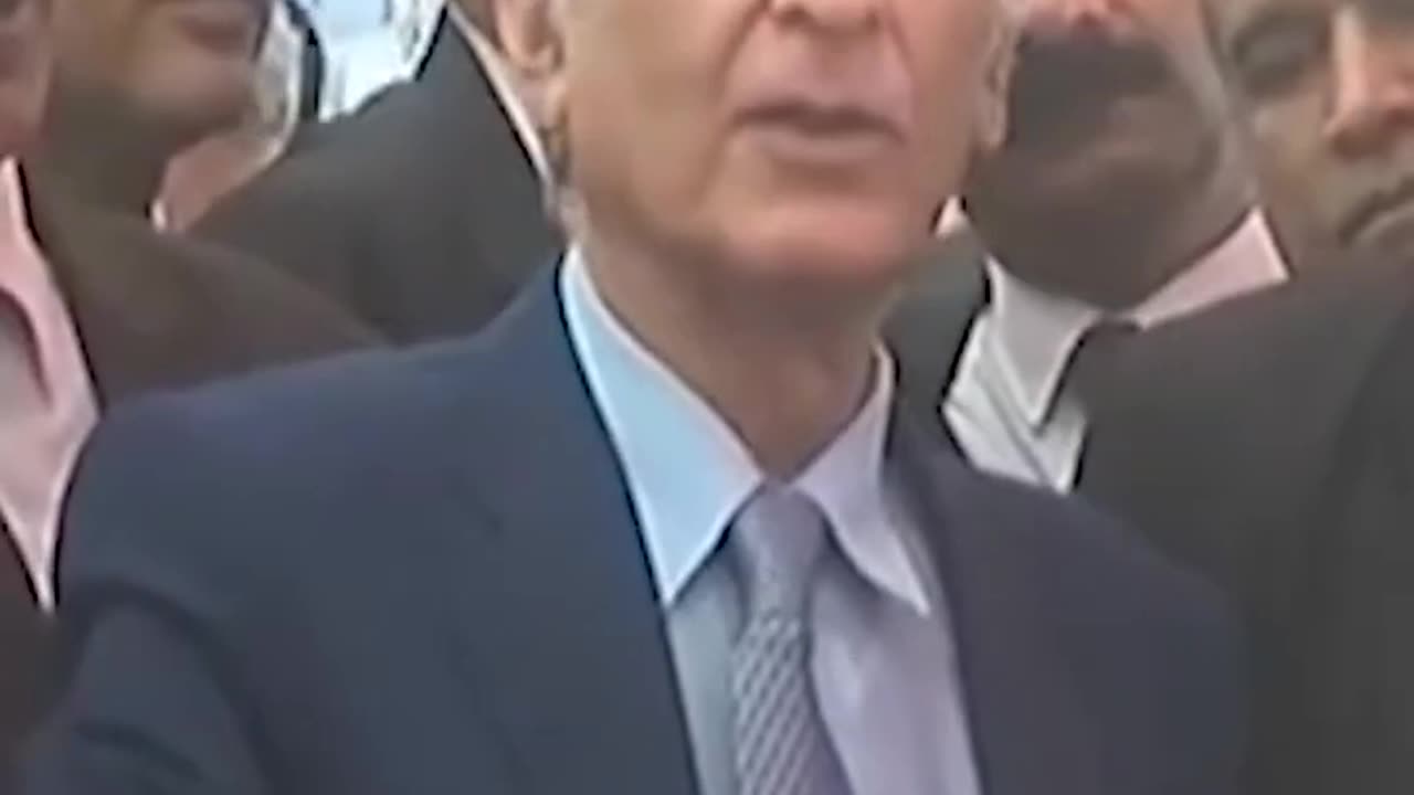 Jan Nasheen , Kursi Nasheen #aitzazahsan #shorts #statement #shortsvideo #nawazsharif #nro