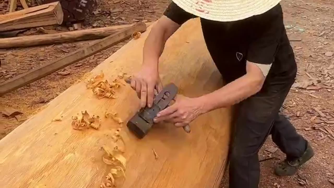 Work with wood, from Chinese masters