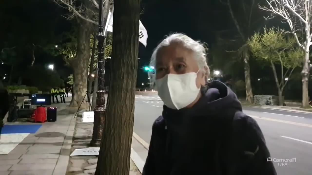 20200414_V3_S02(r5jH4jB0qxQ)한밤중 압구정에서 택시를 타고 오신 어머님은 어떤 마음에서_