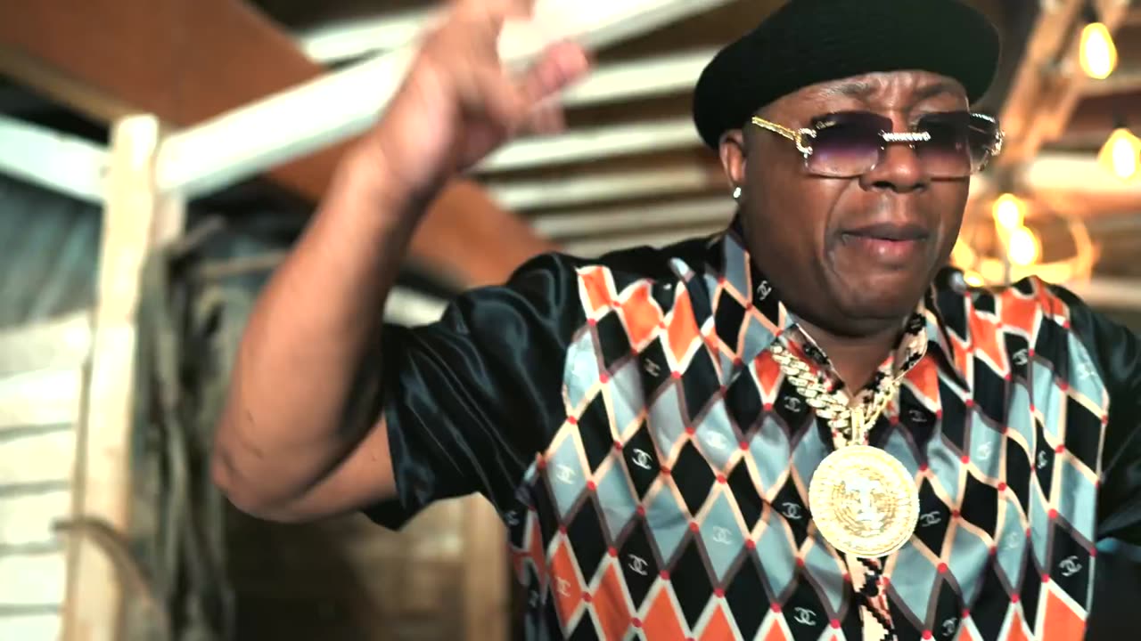E-40 - OFF DAT MOB