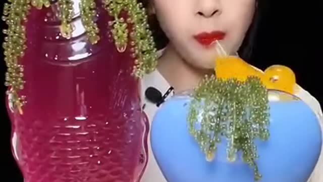 Mysterious water eating ASMR