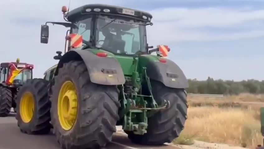 Spanish farmers join the worldwide farmers protests thats ignored by msm. *See Description*