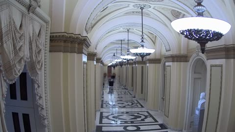0257USCH02MainDoorHallnearH219_2021-01-06_01h37min29s757ms.mp4