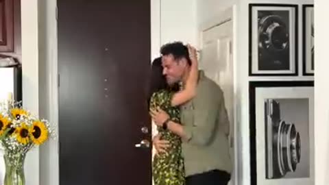 Surprising_my_husband_with_a_dance_🫶🏻(360p