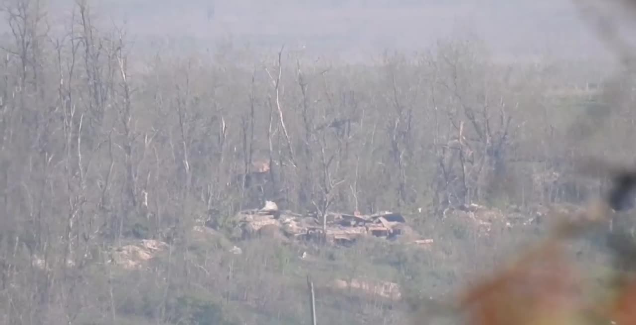 05/17/2022 Destruction of the Ukrainian dugout with an anti-tank guided missile.