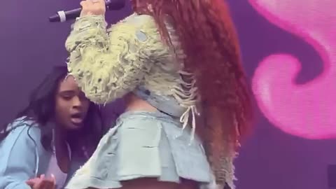 Ice Spice was SICK for this...