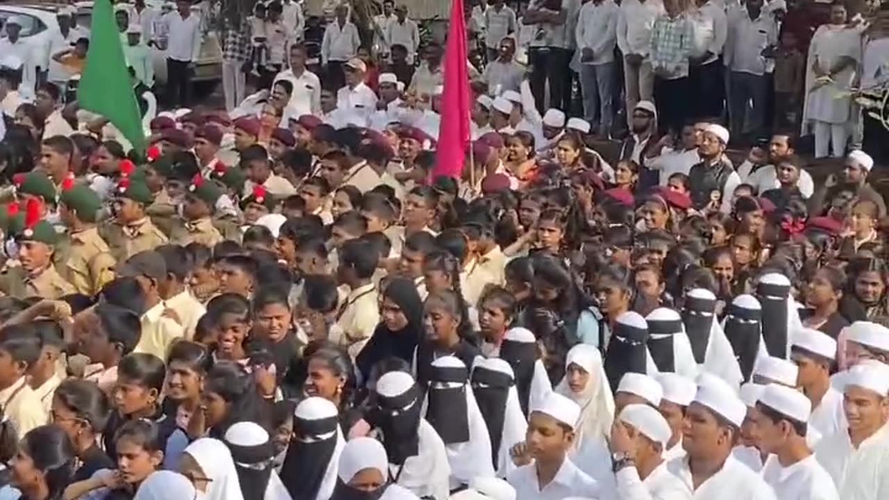 इनको हिंदुस्तान से प्यार नहीं है ??