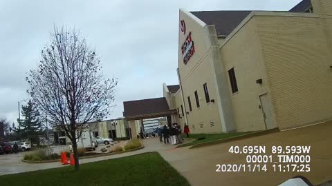 Open air at "fish and loaves" in Peoria, November 14, 2020