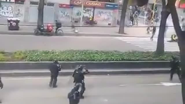 Se desconoce el estado de salud de joven herido en Bogotá