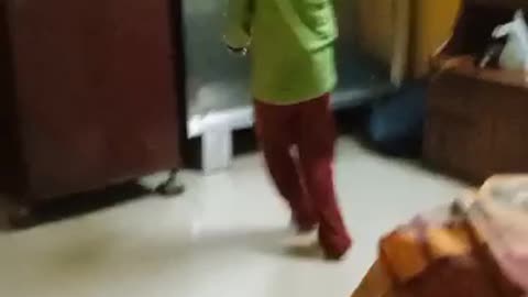 CUTE BABY DANCE