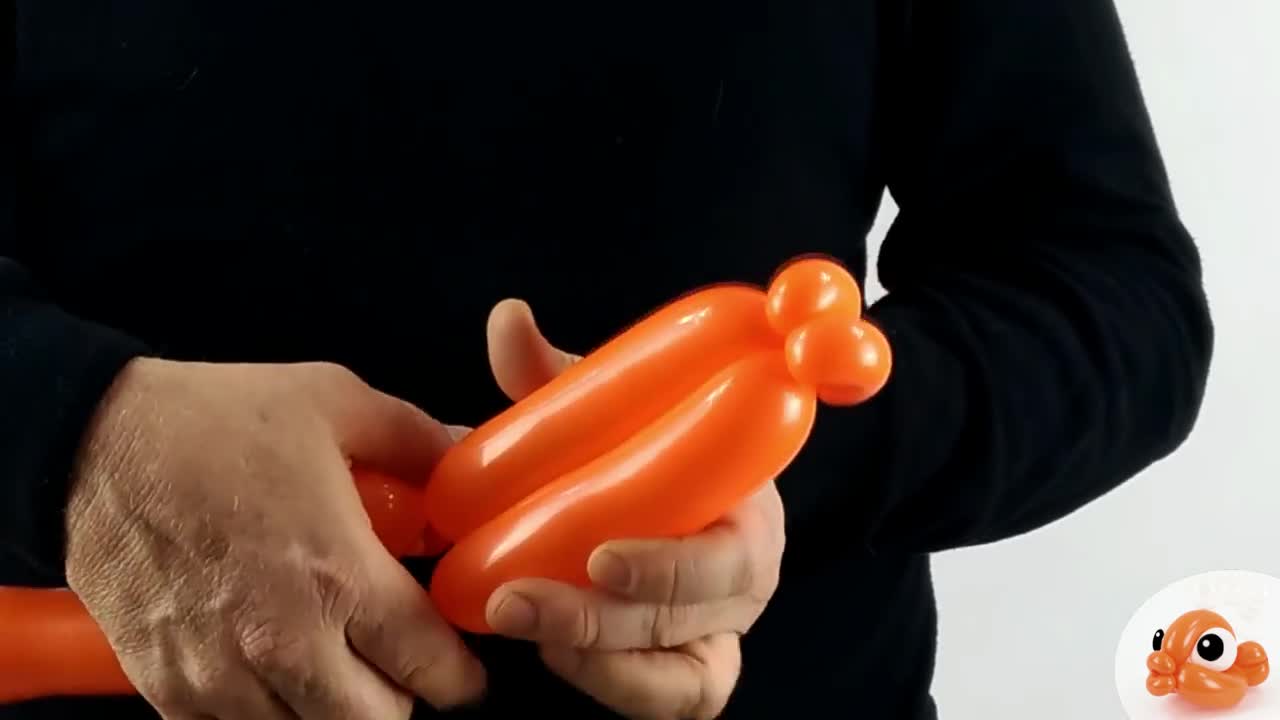 learn the art of balloon twisting