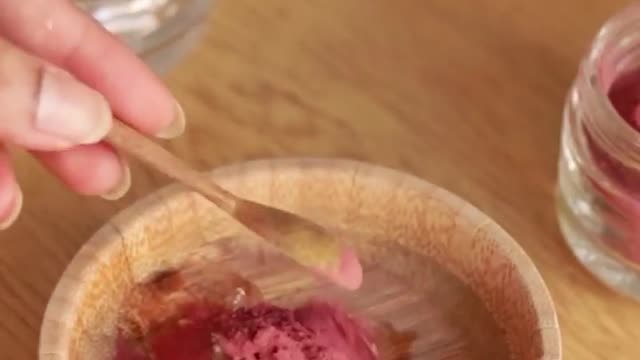 Natural beetroot lip and cheek stain