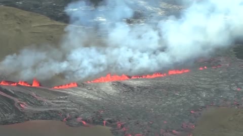 Volcano near Iceland's main airport erupts again after pause