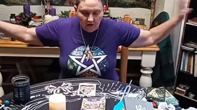 AUGUST 2ND 2022, COLLECTIVE READING, ENERGY NOW AND MOVING FORWARD
