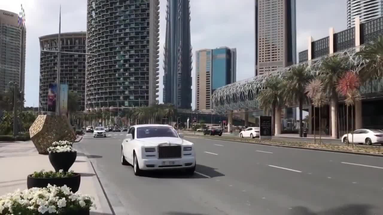 lambo in dubai