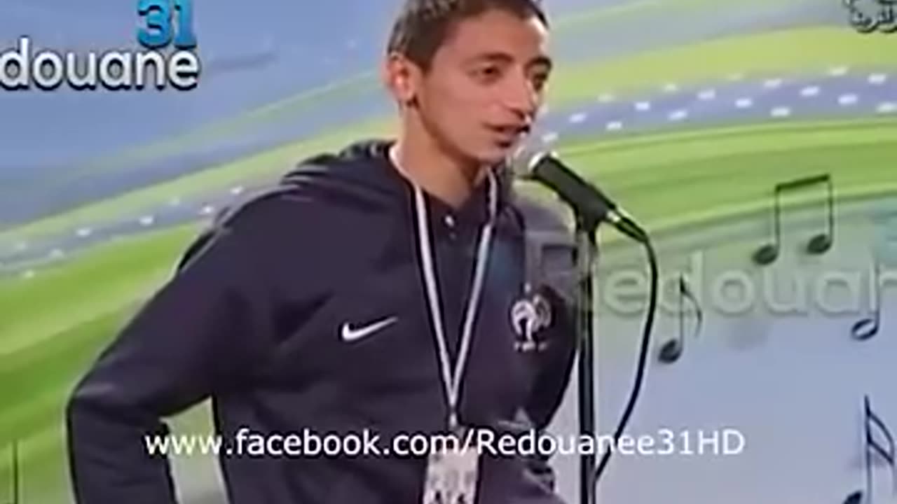 Too hard to stay serious - Funny arab idol