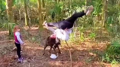 Having fun on a vine 😱🤣🤣🤣🤣